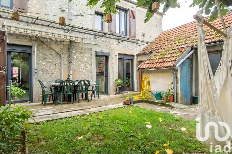 Maison - 190 m² - 8 pièces