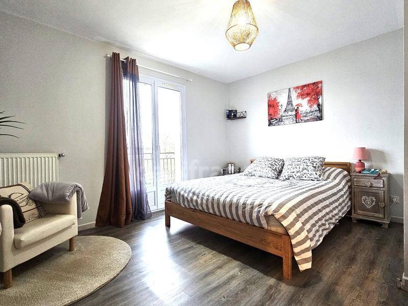 Maison - 141 m² - 7 pièces