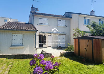 Maison traditionnelle - 87 m² - 6 pièces