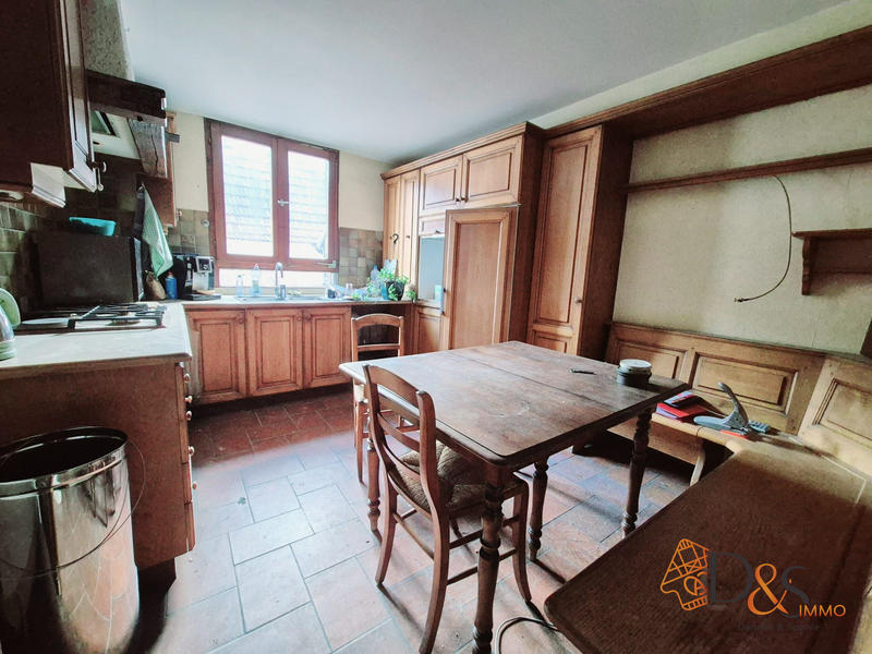 Maison ancienne - 530 m² - 15 pièces