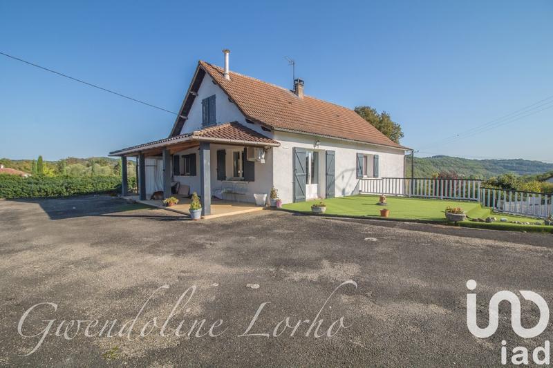 Maison - 225 m² - 7 pièces