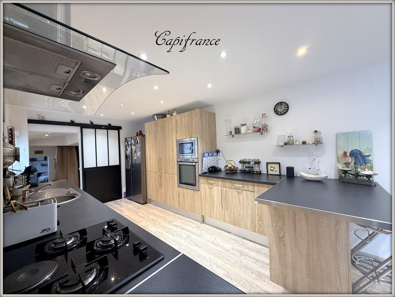 Maison - 80 m² - 3 pièces