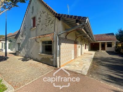 Maison - 95 m² - 6 pièces