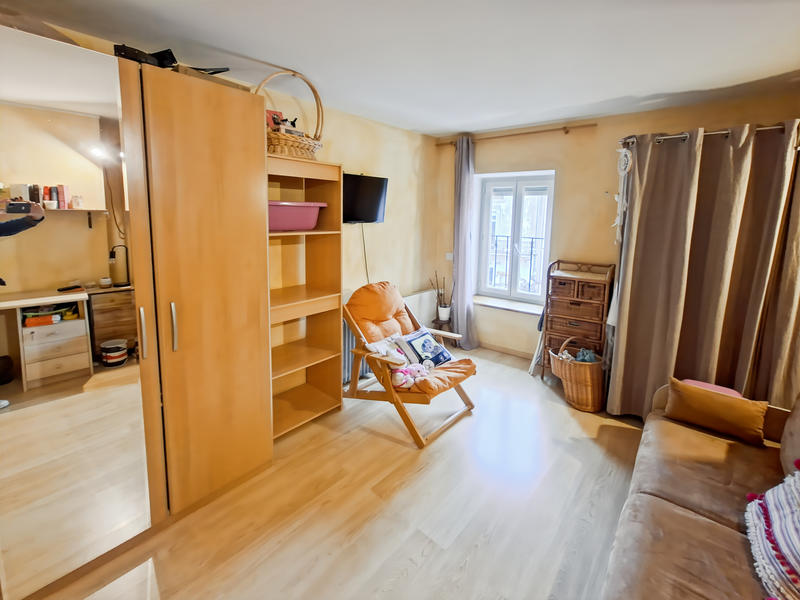 Maison de village - 94 m² - 5 pièces