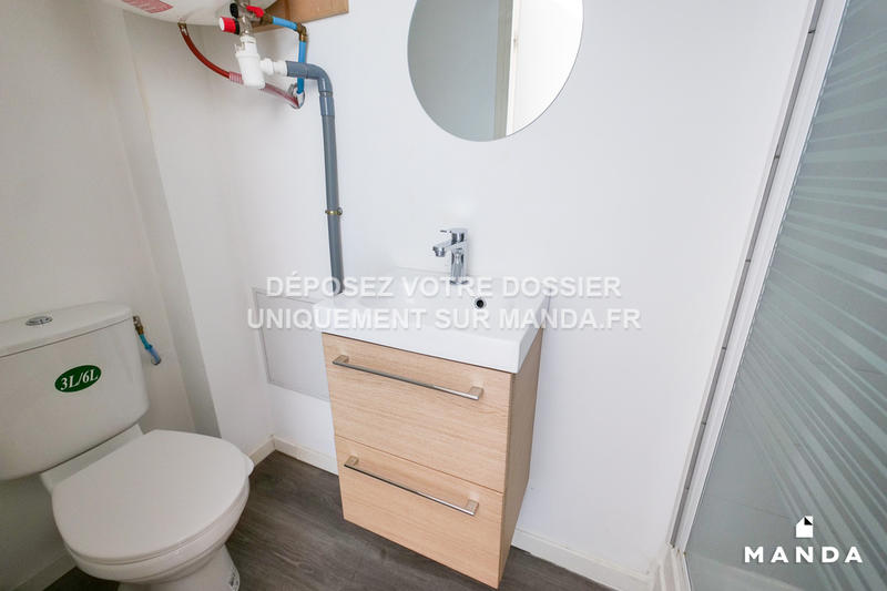 Chambre - 9 m² - 6 pièces