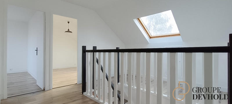 Maison - 182 m² - 8 pièces