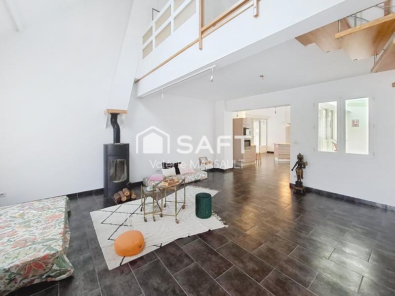 Maison - 271 m² - 8 pièces