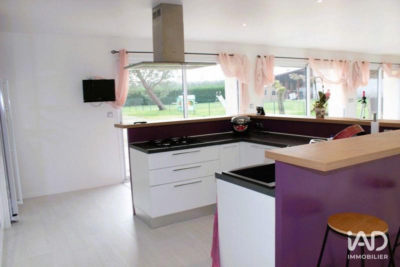 Maison - 226 m² - 8 pièces