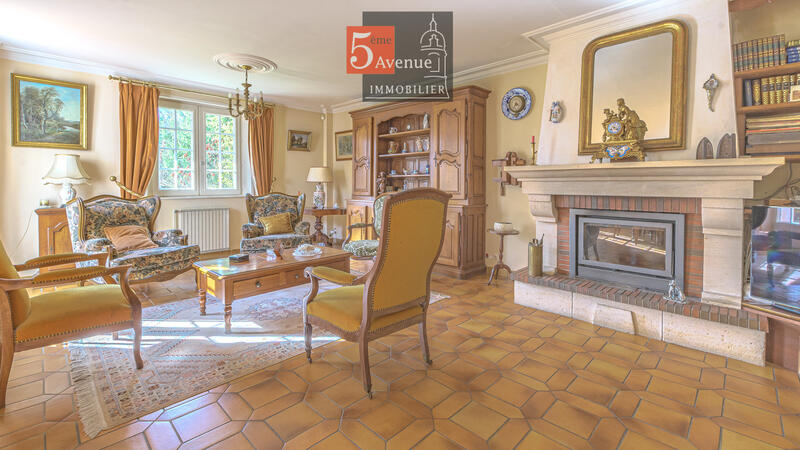 Maison - 160 m² - 7 pièces