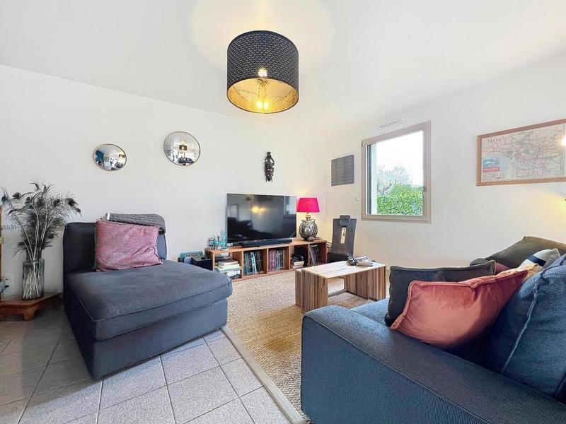 Pavillon - 85 m² - 5 pièces