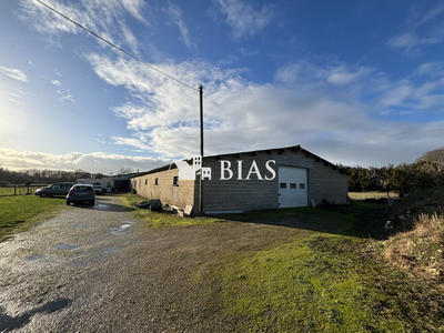 Entrepôt - 1 620 m²