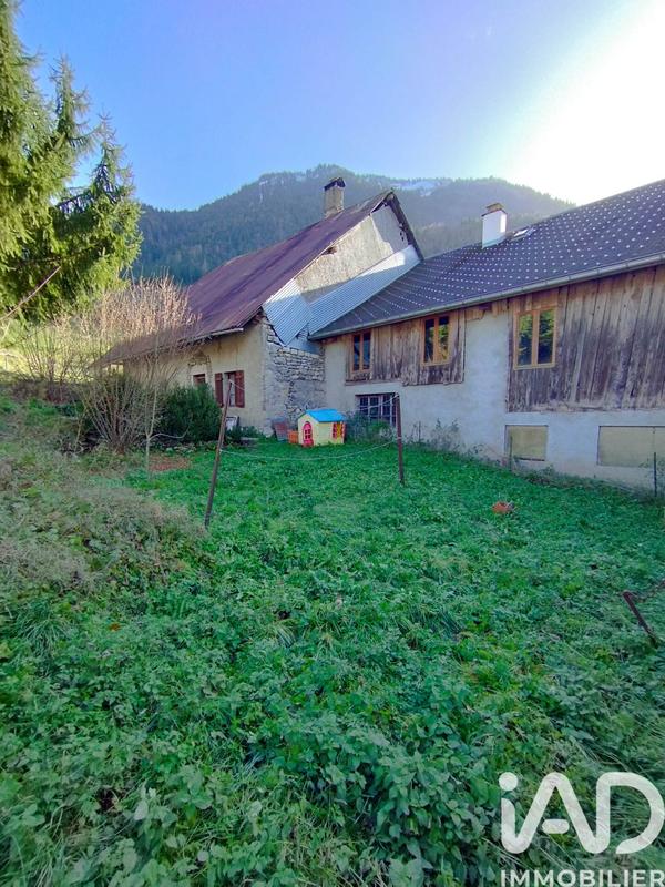 Maison - 285 m² - 5 pièces