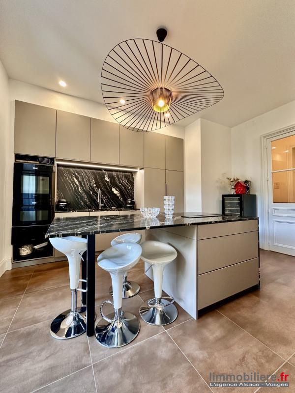 Appartement - 321 m² - 8 pièces