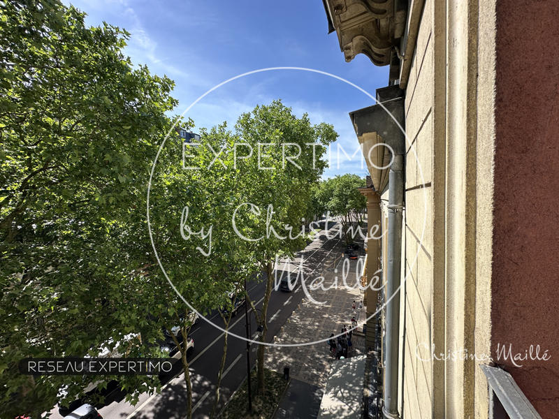 Appartement - 150 m² - 6 pièces