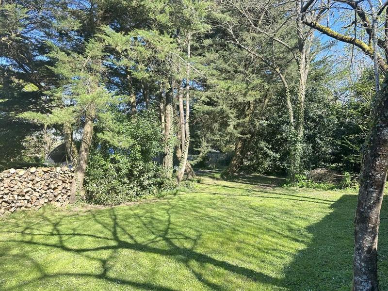 Propriété - 213 m² - 8 pièces