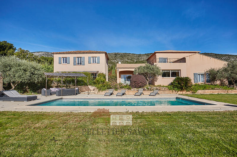 Demeure - 310 m² - 10 pièces