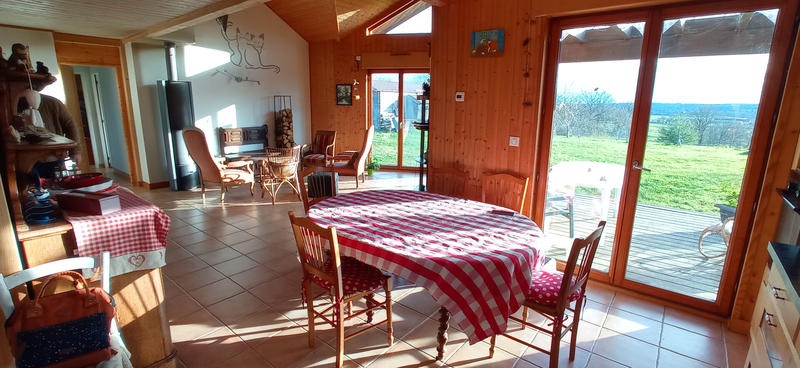 Maison - 147 m² - 6 pièces