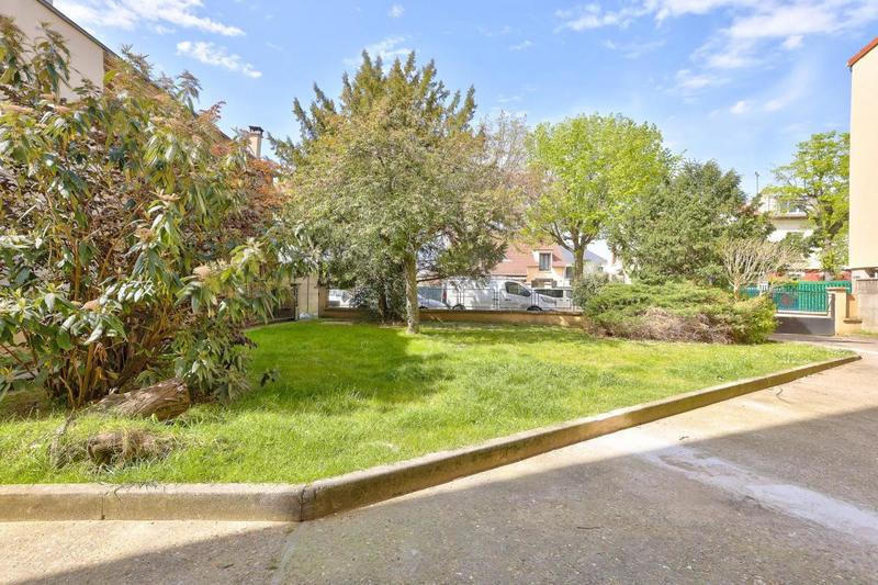 Appartement - 92 m² - 4 pièces