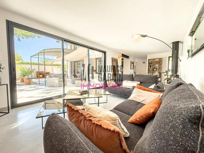 Maison - 190 m² - 6 pièces