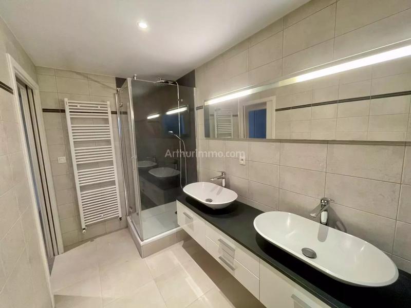 Appartement - 77 m² - 3 pièces