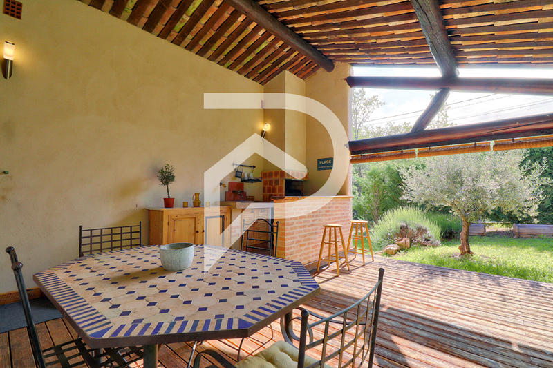 Villa - 173 m² - 6 pièces