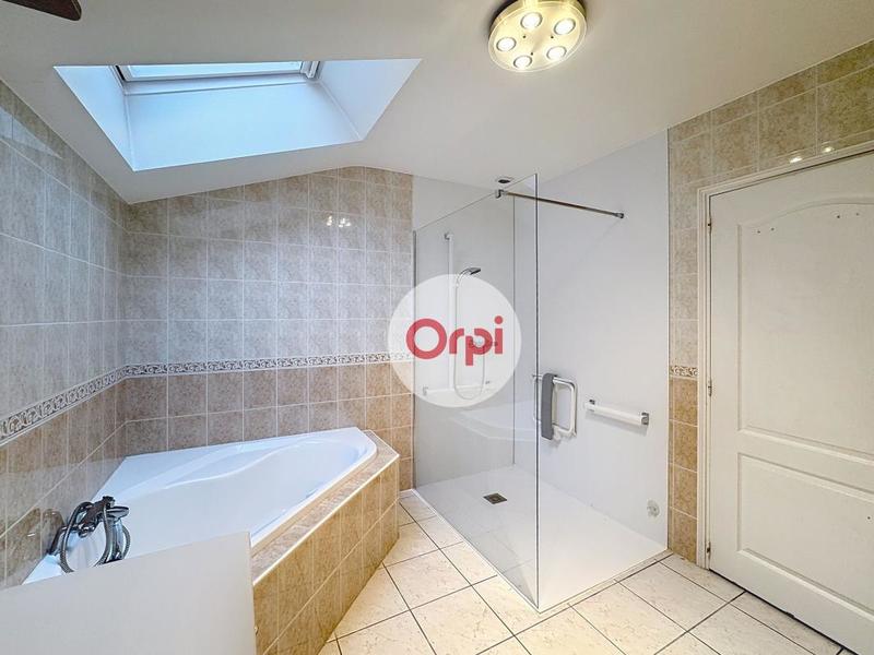 Maison - 120 m² - 4 pièces