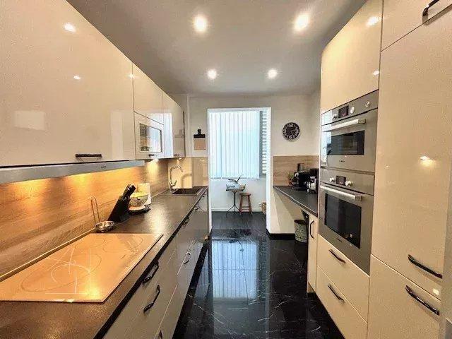 Appartement - 86 m² - 3 pièces