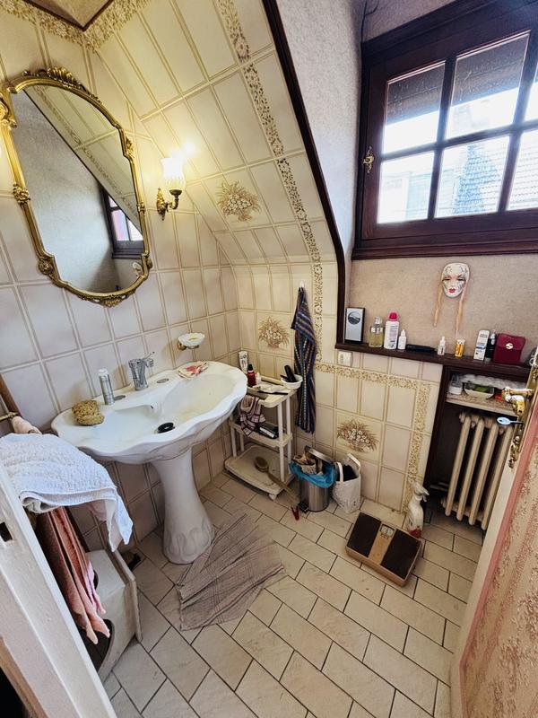 Maison - 92 m² - 5 pièces