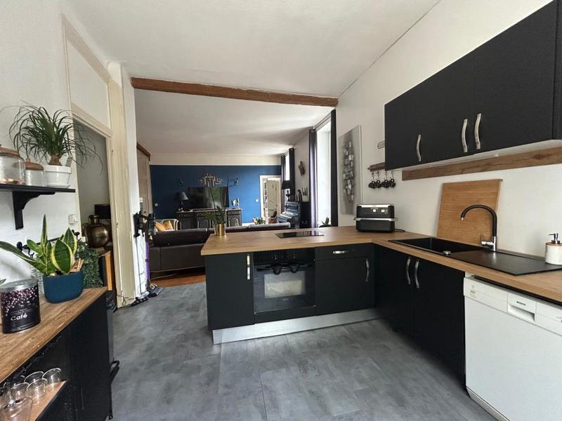 Appartement - 136 m² - 4 pièces