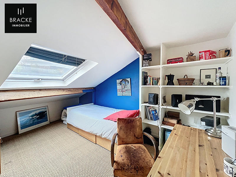 Appartement - 98 m² - 7 pièces