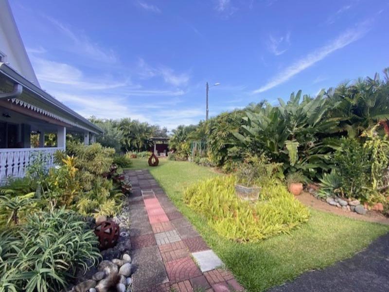 Maison - 220 m² - 9 pièces