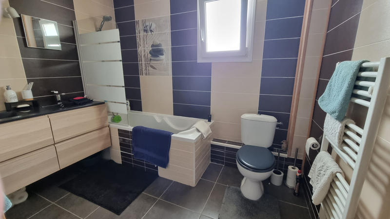 Maison - 110 m² - 7 pièces