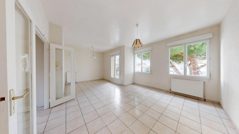 Maison - 85 m² - 4 pièces