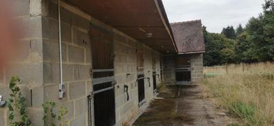 Maison - 167 m² - 9 pièces