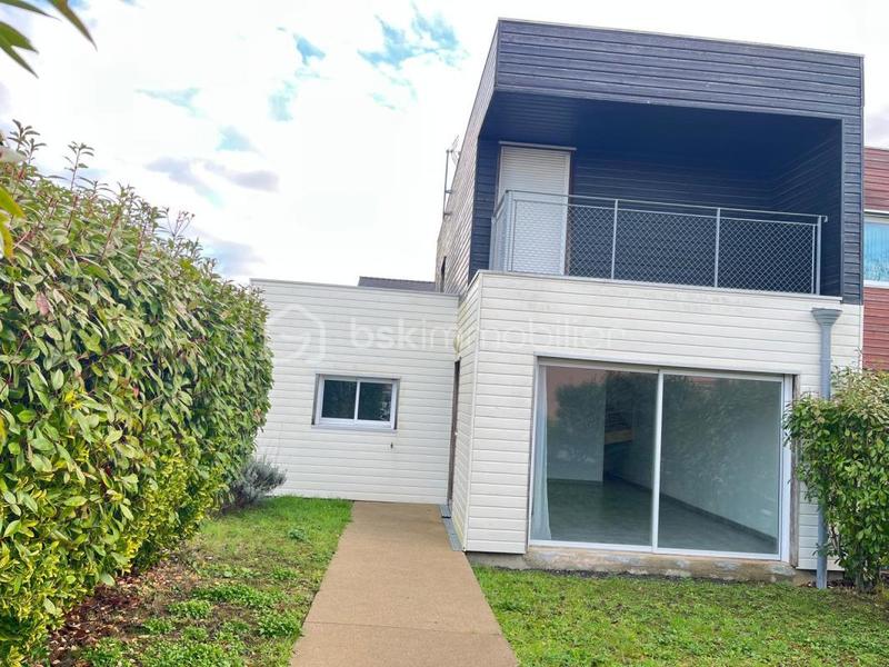 Maison de ville - 97 m² - 5 pièces