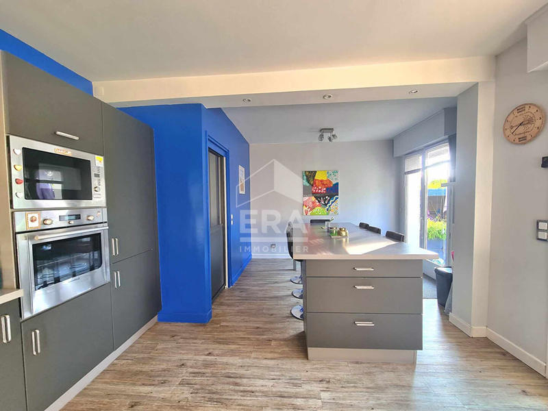 Demeure - 310 m² - 20 pièces