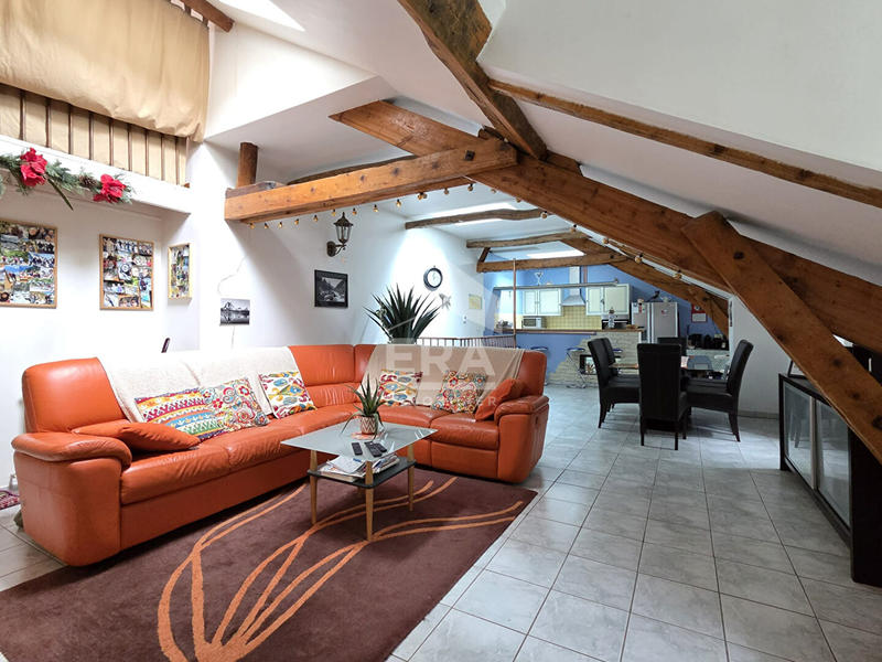 Appartement - 92 m² - 4 pièces