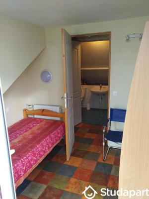 Chambre - 9 m² - 1 pièce