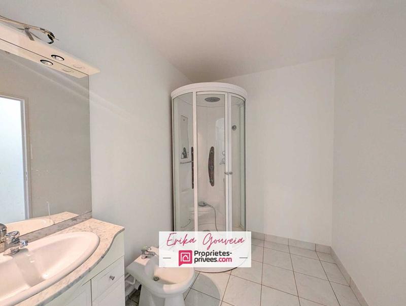 Appartement - 82 m² - 3 pièces