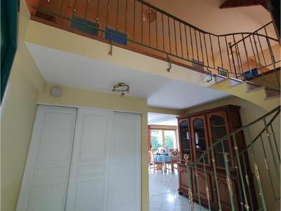 Pavillon - 186 m² - 8 pièces