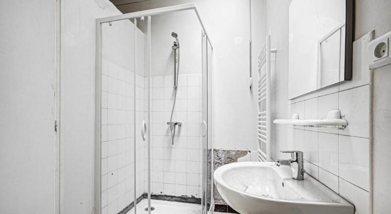 Immeuble - 5 pièces