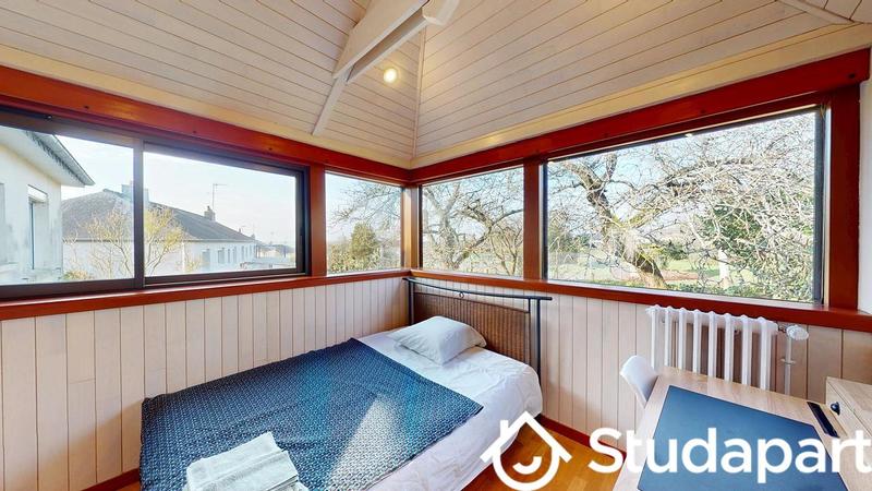 Chambre - 56 m² - 1 pièce