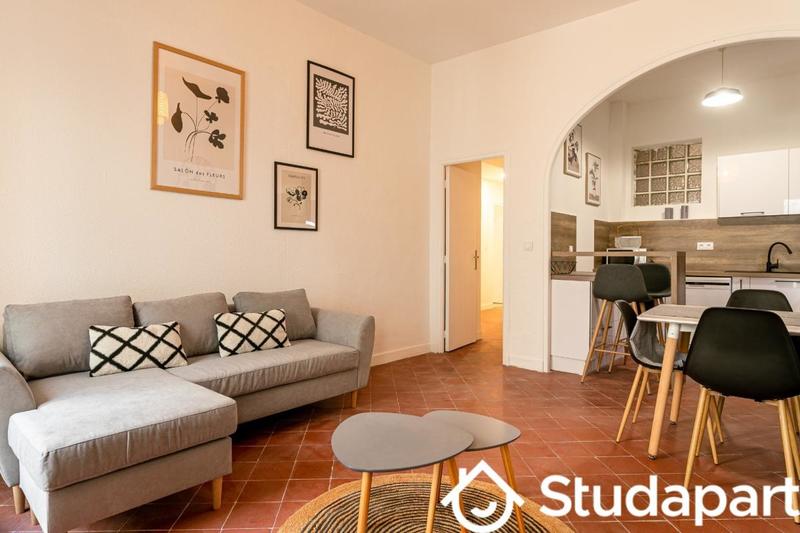 Appartement - 102 m² - 5 pièces