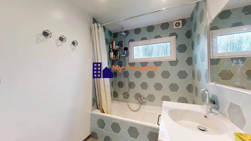 Maison - 103 m² - 5 pièces