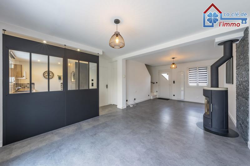 Maison traditionnelle - 80 m² - 5 pièces