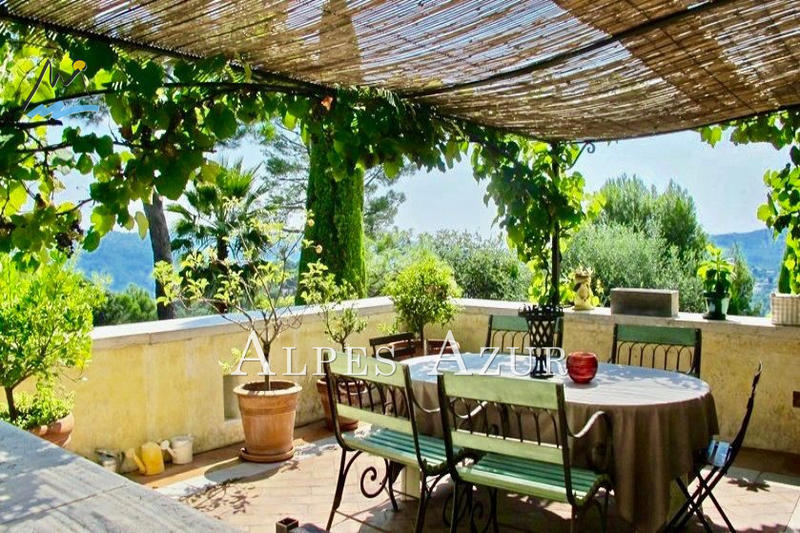 Villa - 251 m² - 5 pièces