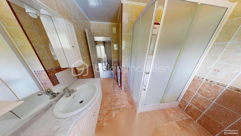 Maison de village - 191 m² - 9 pièces