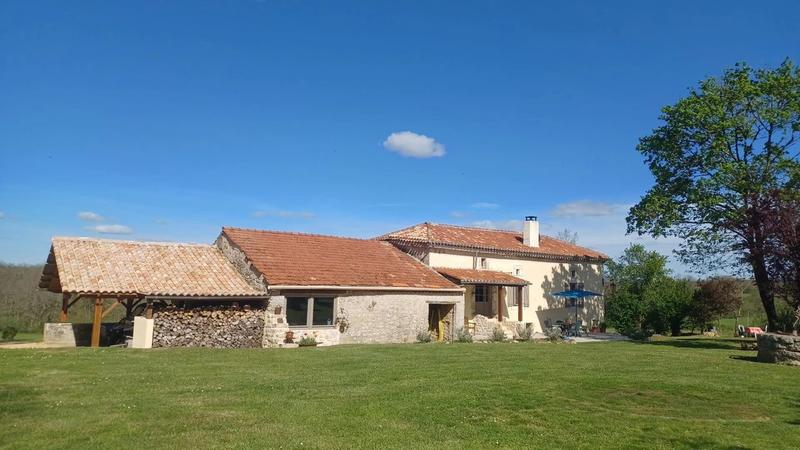 Propriété - 161 m² - 6 pièces