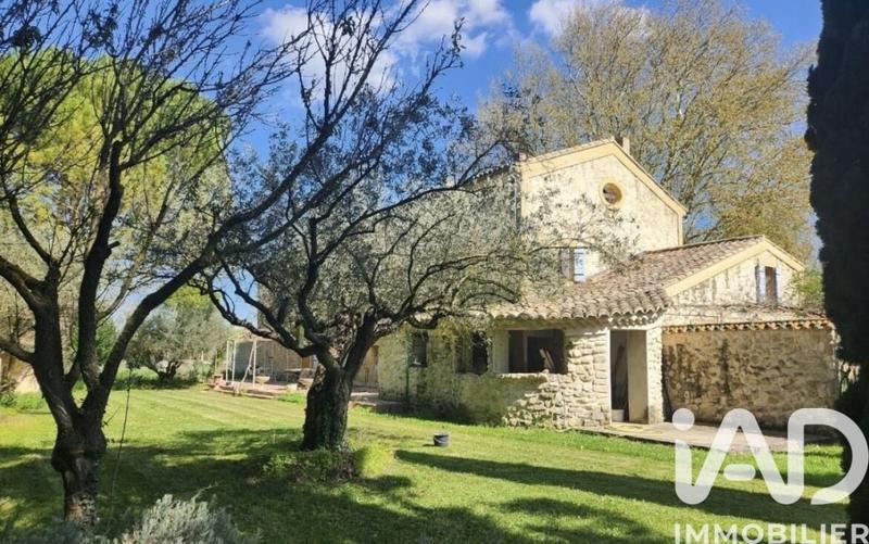 Maison - 310 m² - 8 pièces