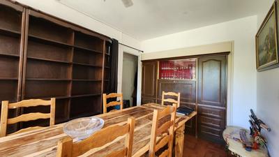 Appartement - 90 m² - 5 pièces